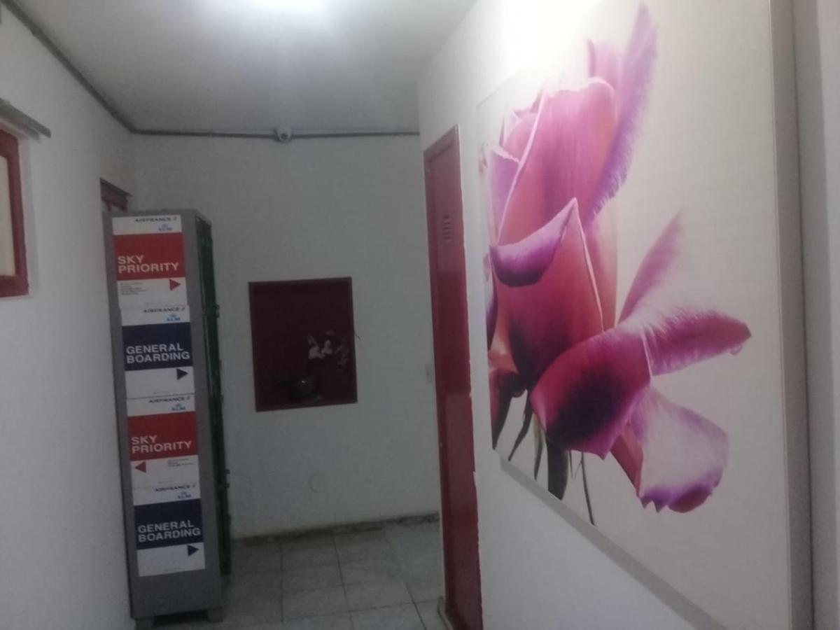 Hangar Rio Hostal