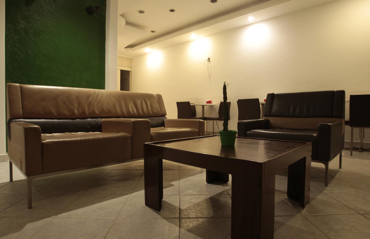 Hangar Rio Hostal